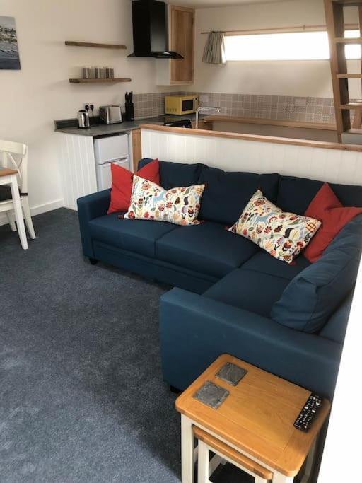 Apartment Cosy Rustic Annex In Quiet Cornwall Village *
