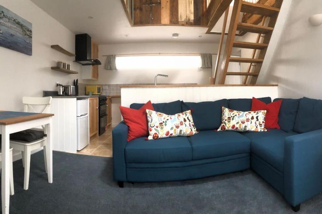 Apartment Cosy Rustic Annex In Quiet Cornwall Village